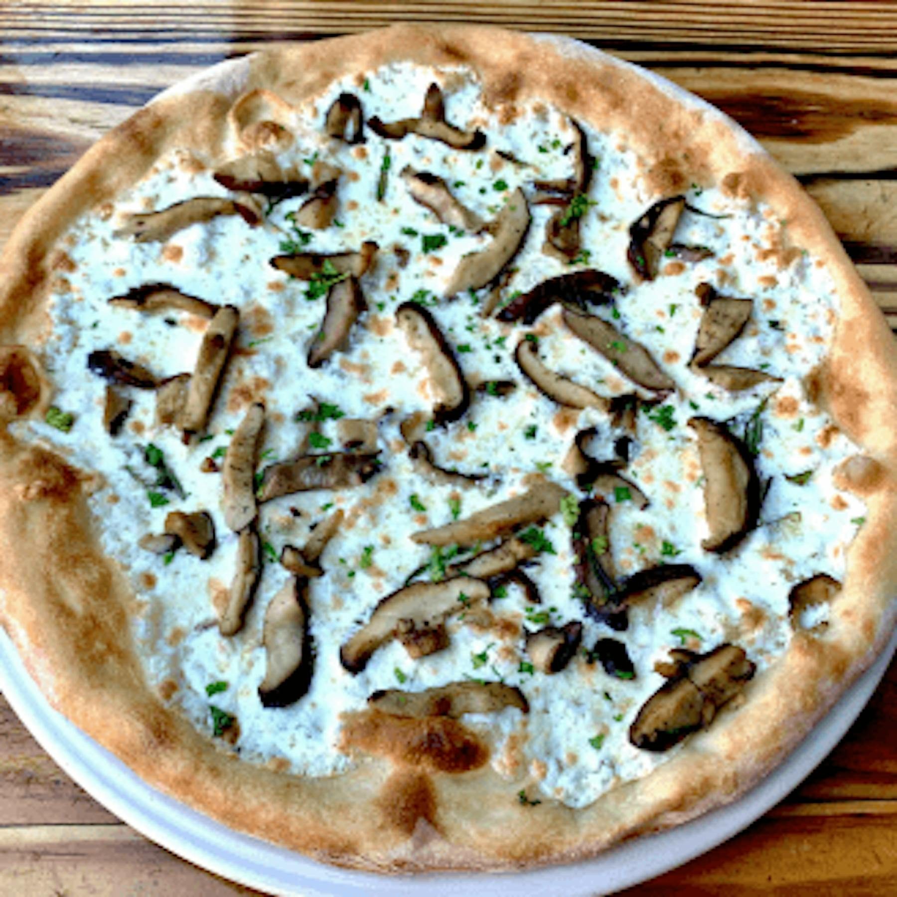 Pizza Ai Funghi.